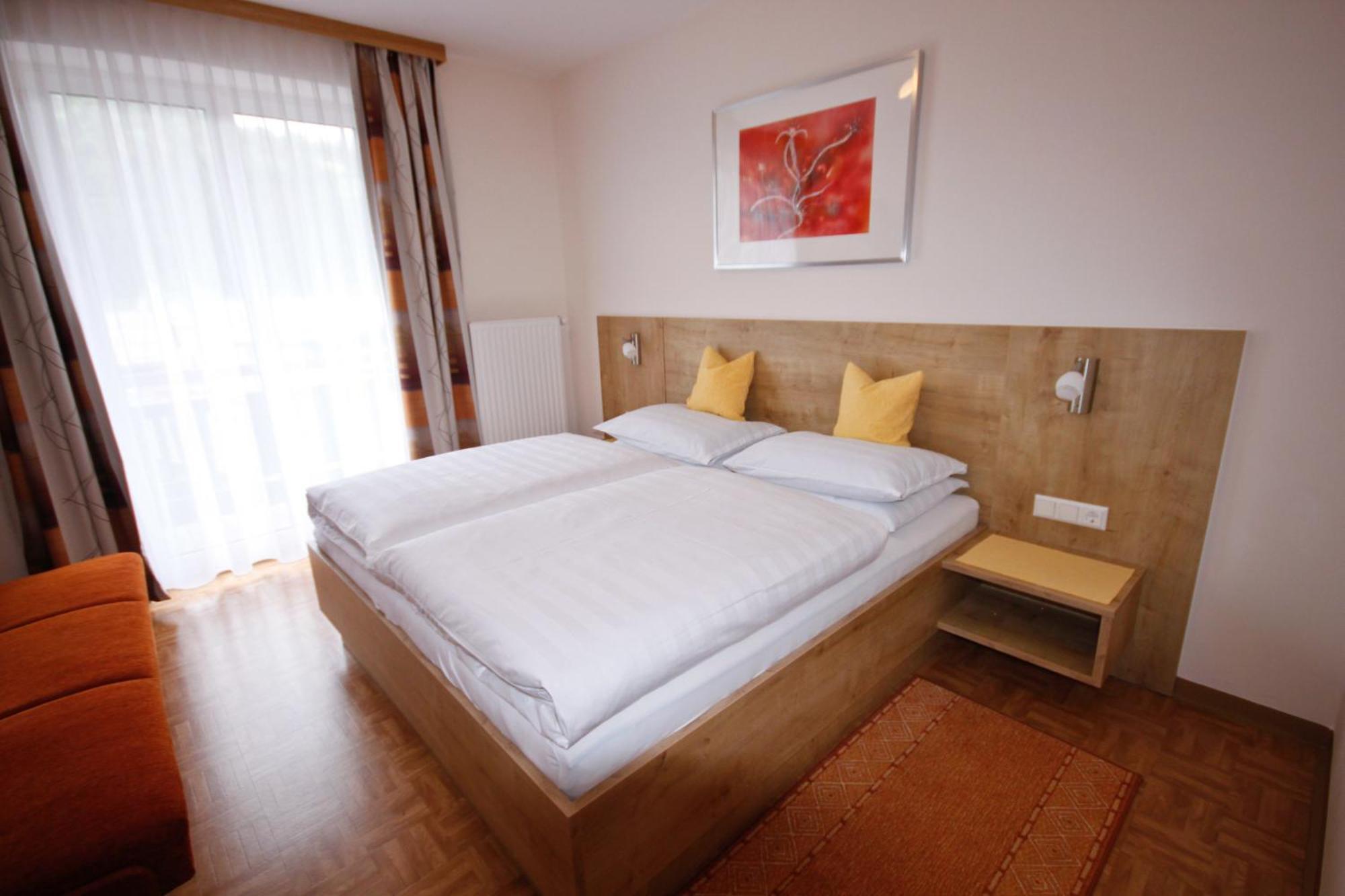 Pension Vocario プファルヴェルフェン 部屋 写真