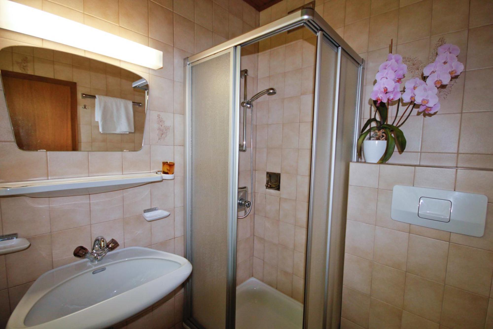 Pension Vocario プファルヴェルフェン 部屋 写真